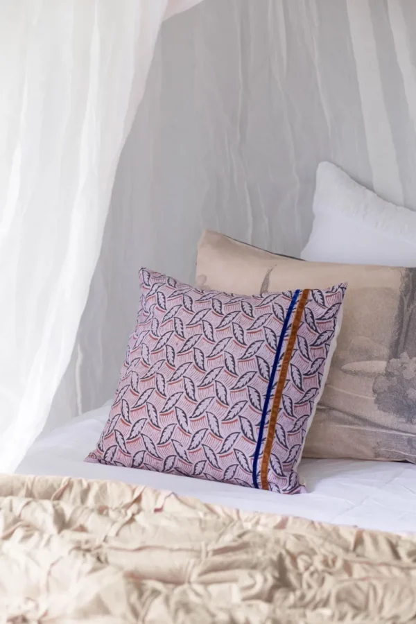 Alternating Leaf Cushion Cover *Organic Cotton