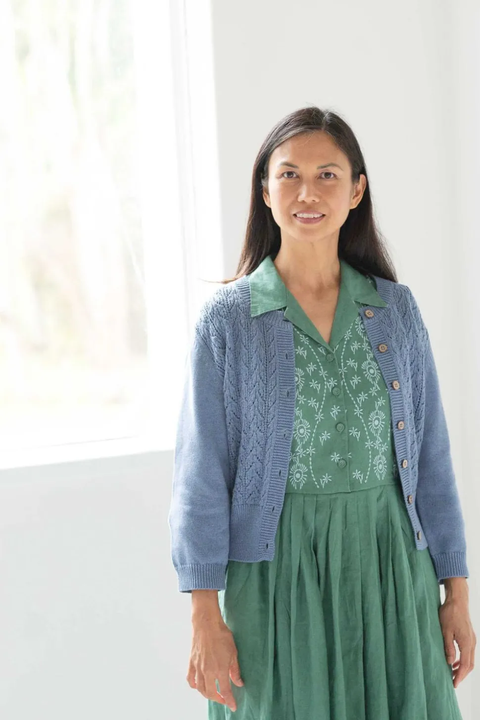 ava_cardigan_denim_blue_0.webp Ava Cardigan Denim Blue