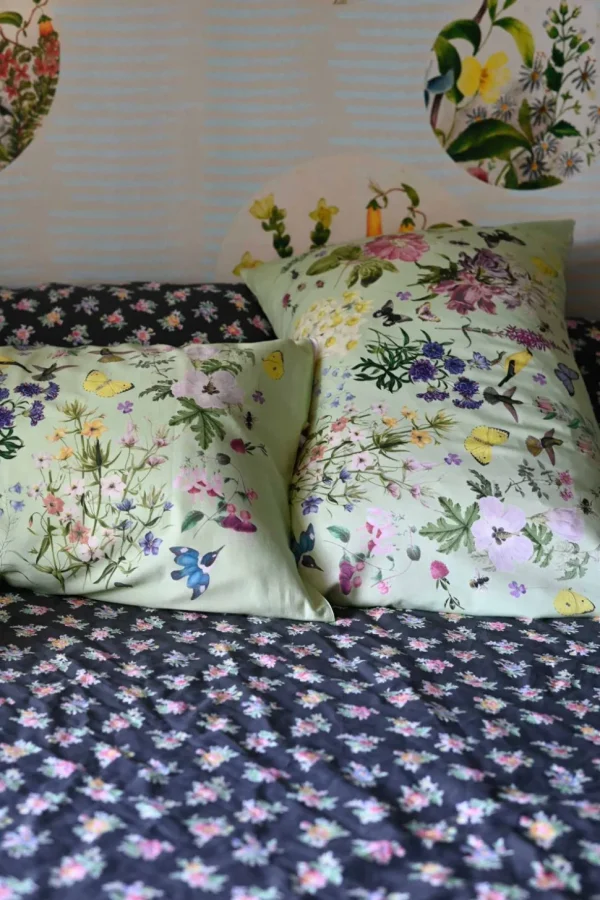 Busy Garden Pillowcase Set *Organic Cotton