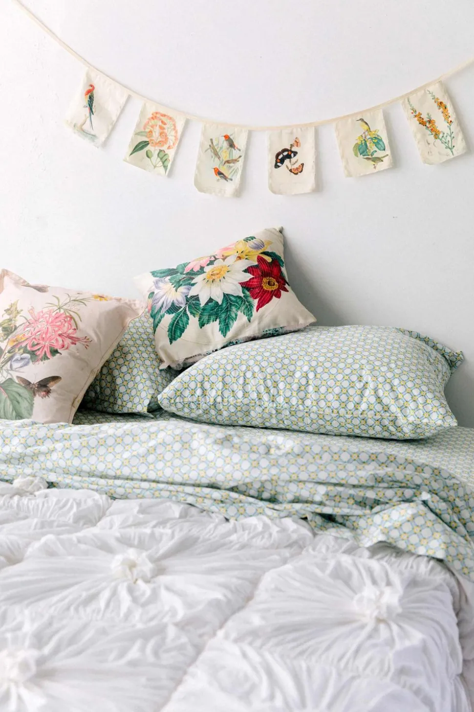 ecology_garland_organic_c_0.webp Ecology Garland *Organic Cotton