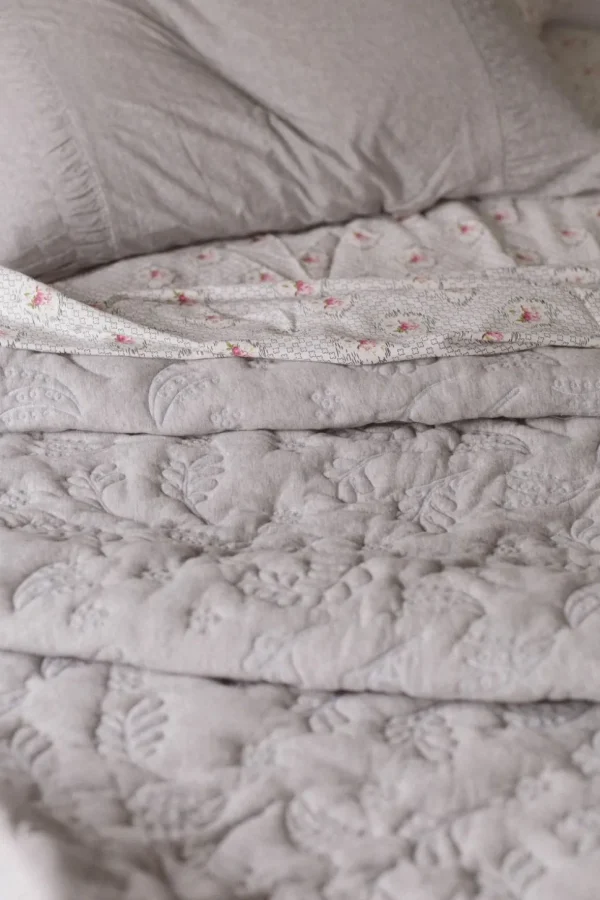 Garden Quilt In Grass/Grey *Organic Cotton