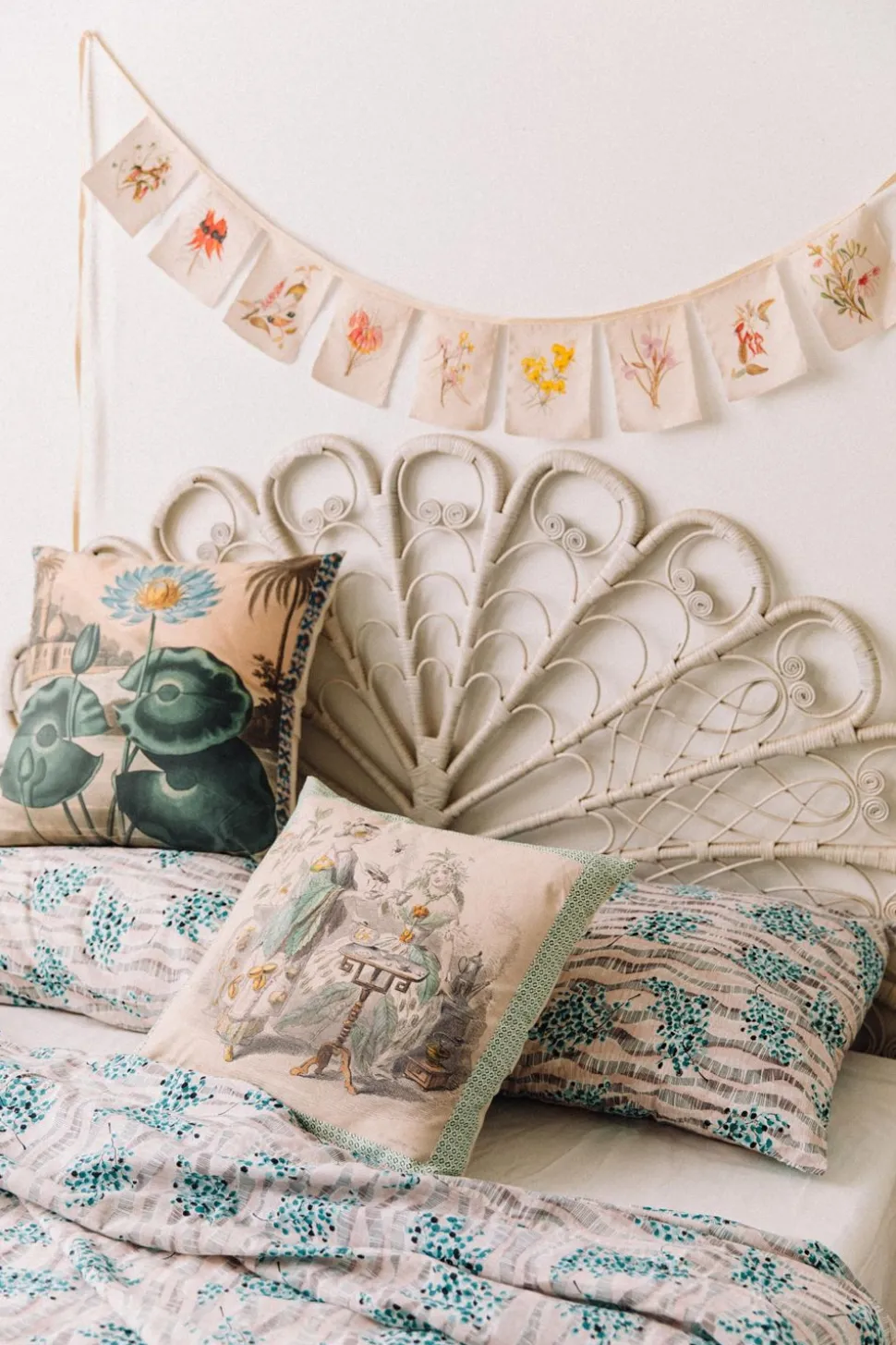 gertrude_lovegrove_botani_1.webp Gertrude Lovegrove Botanic Garland *Organic Cotton