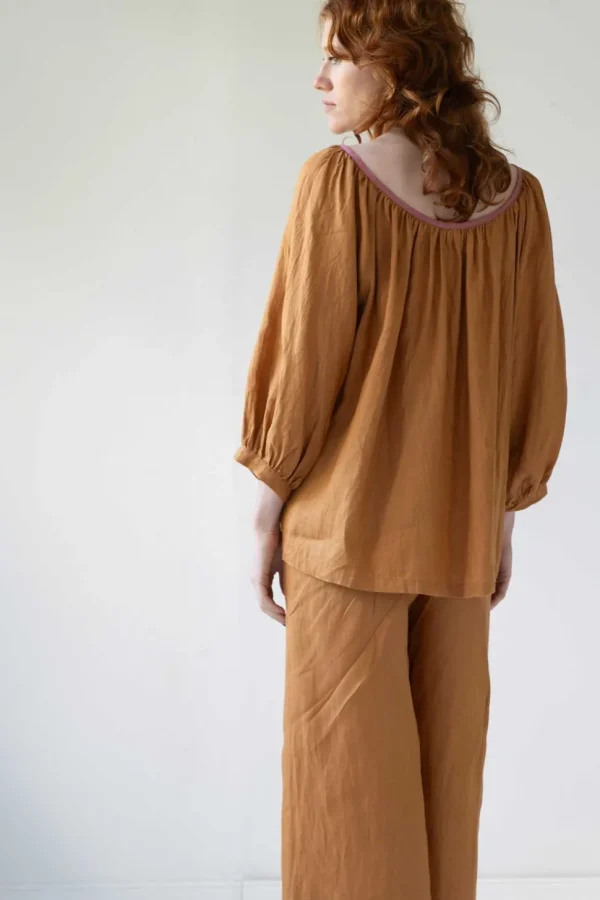 Hetti Linen Top Caramel