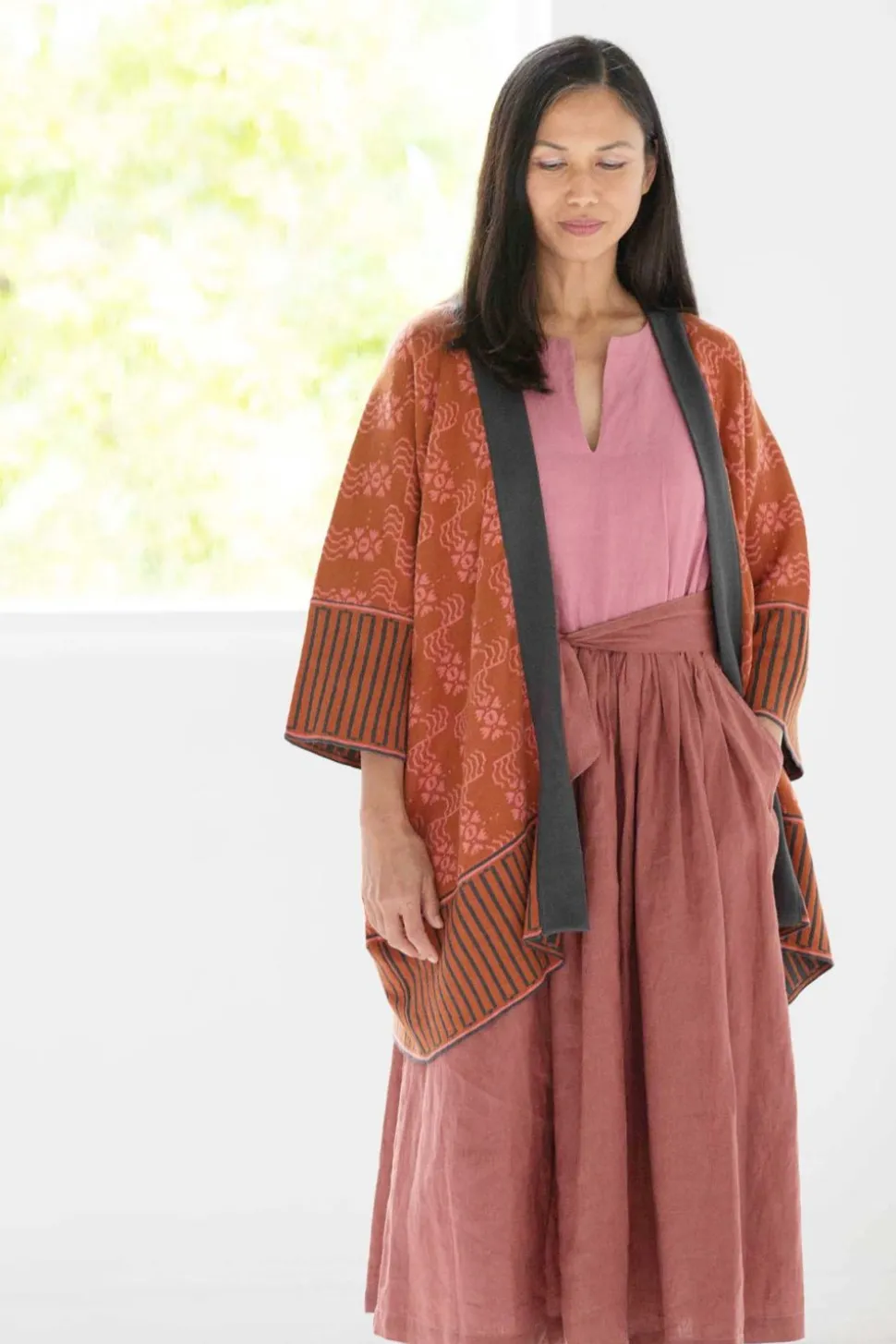 lola_cardigan_lisbon_1.webp Lola Cardigan Lisbon