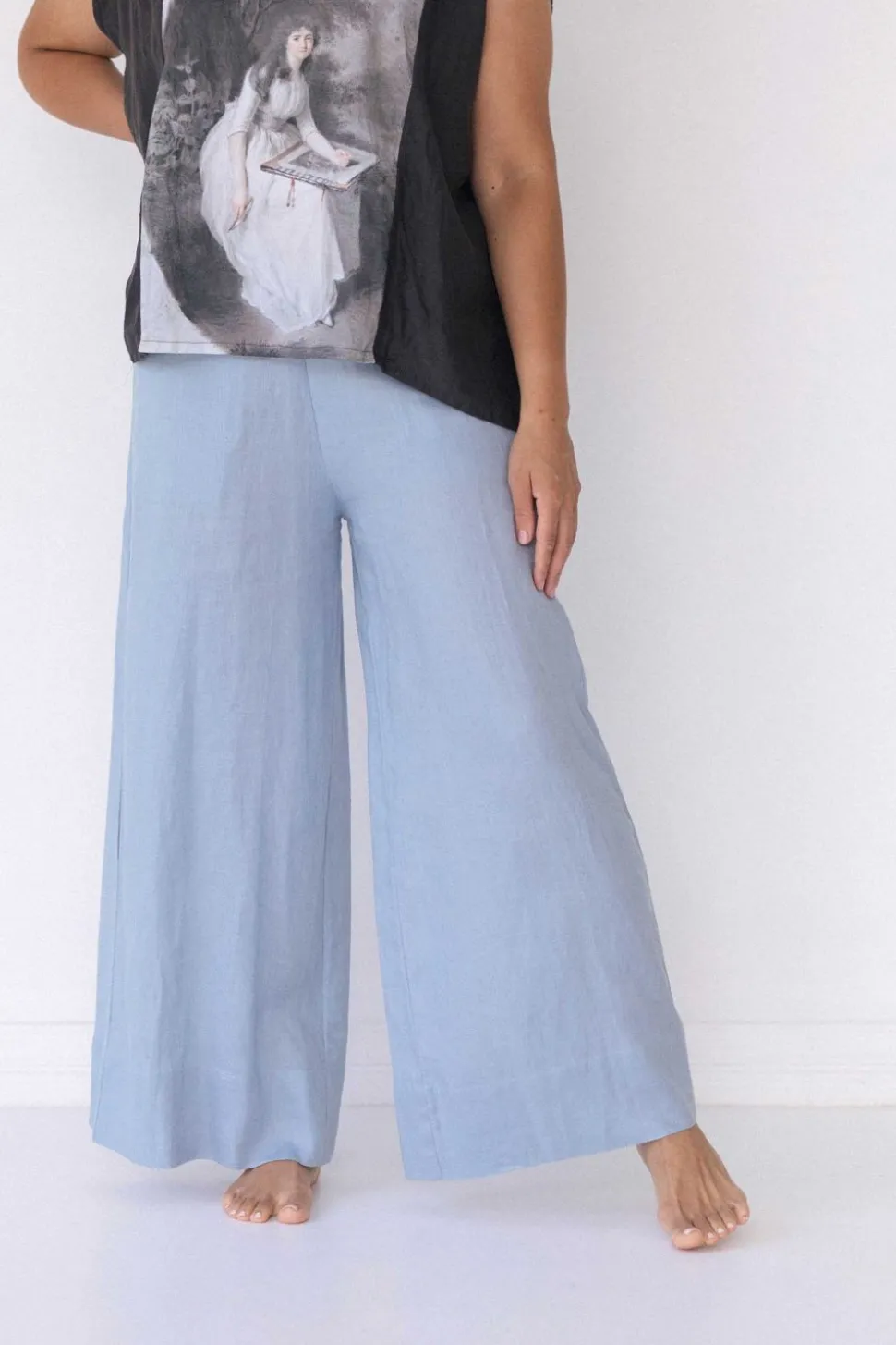 ollie_linen_pant_in_sky_4.webp Ollie Linen Pant In Sky