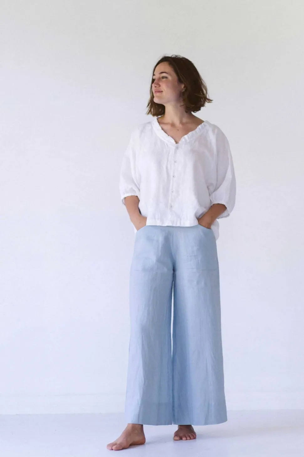 ollie_linen_pant_in_sky_6.webp Ollie Linen Pant In Sky