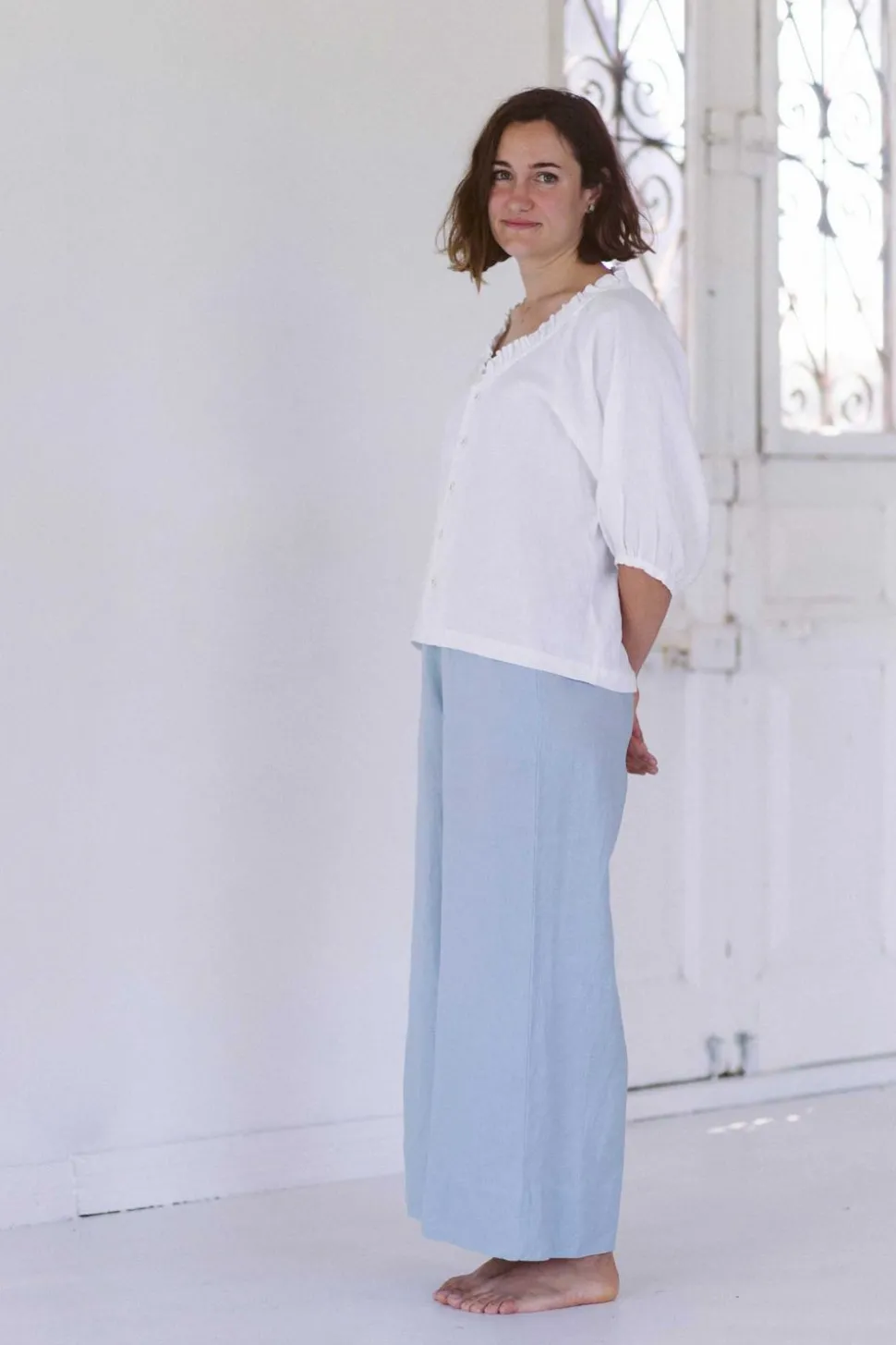 ollie_linen_pant_in_sky_7.webp Ollie Linen Pant In Sky