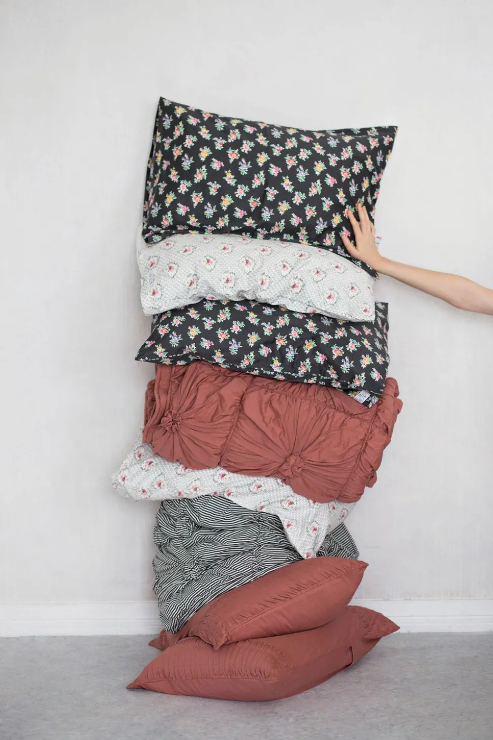 pillowcase_set_in_prairie_3.webp Pillowcase Set In Prairie *Organic Cotton