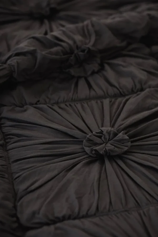 Rosette Quilt In Charcoal *Organic Cotton