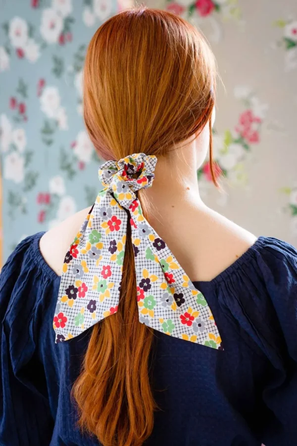 Scrunchie With Scarf In Daisy