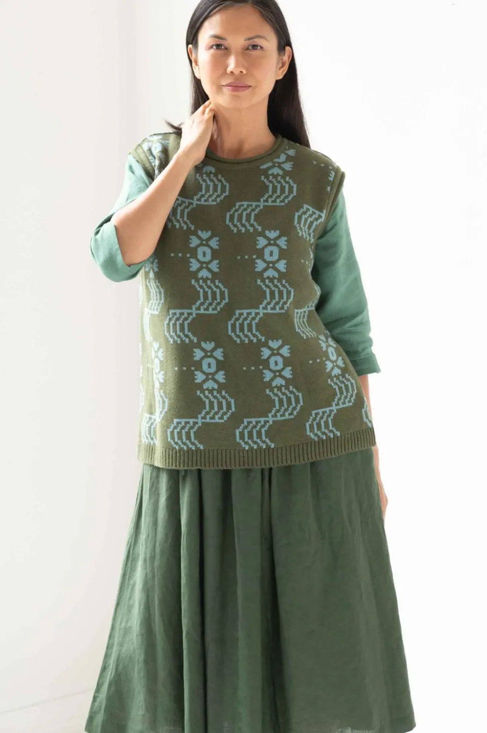 valerie_vest_lisbon_organ_5.webp Valerie Vest Lisbon *Organic Cotton